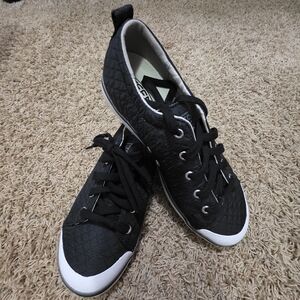 Keen Black and White Women's Sneakers